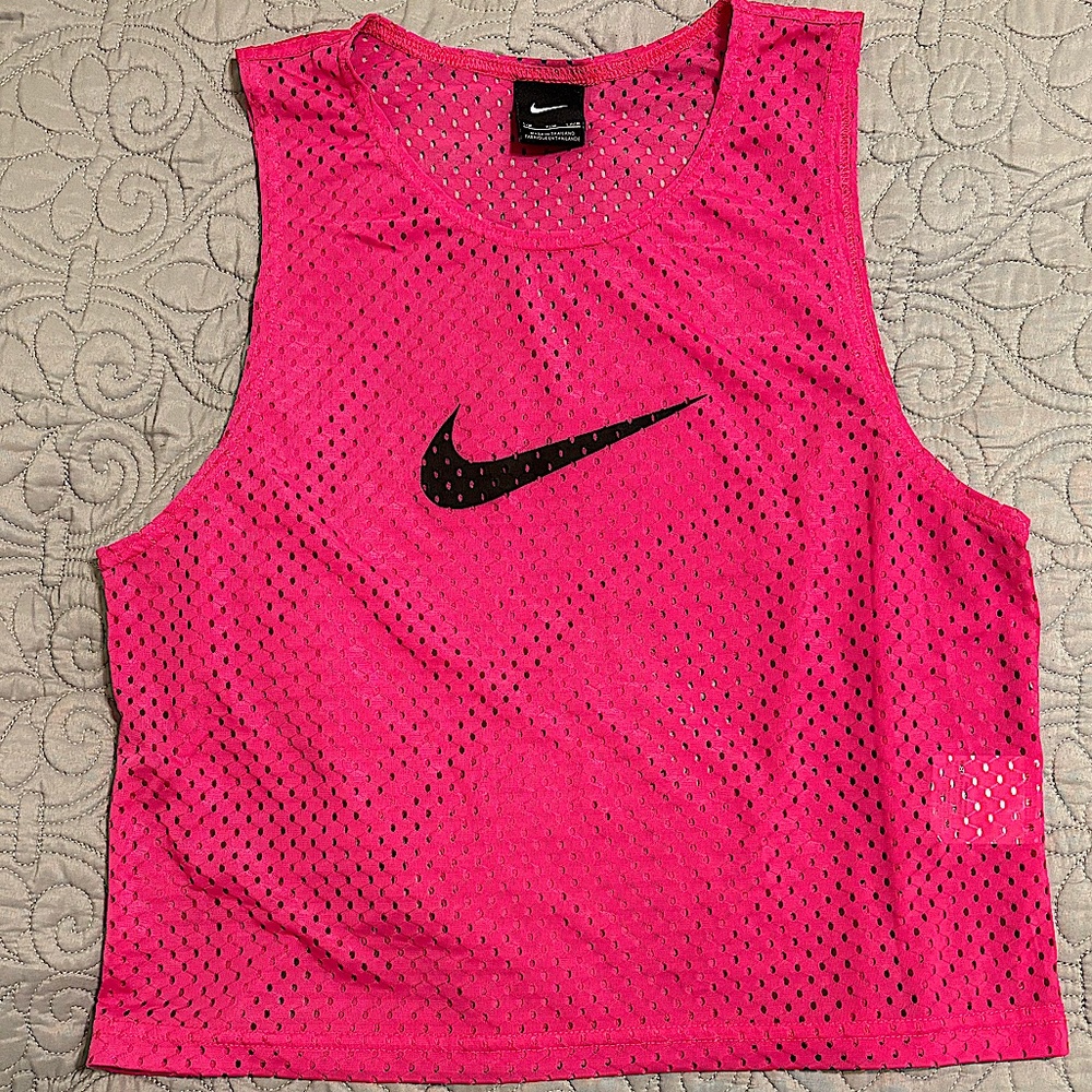 Women’s Nike Training Bib - size small